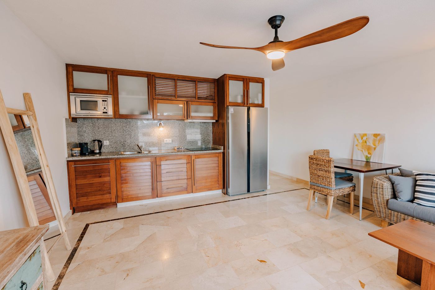Cocina y comedor